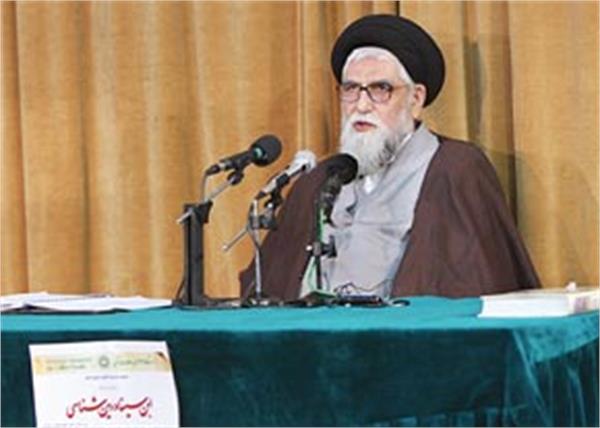 نشست بررسی دیدگاه ابن سینا و ملا صدرادرباره نفس و بدن