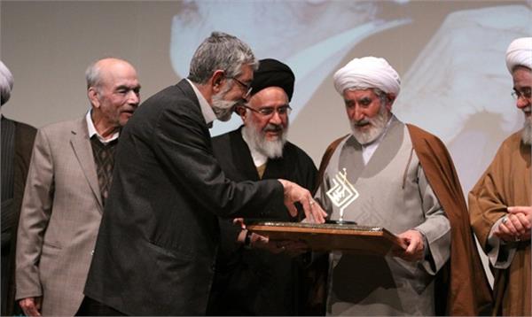 مراسم نکوداشت حجت الاسلام والمسلمین دکتر احمد احمدی با حضور جمعی از اساتید برجسته علوم انسانی