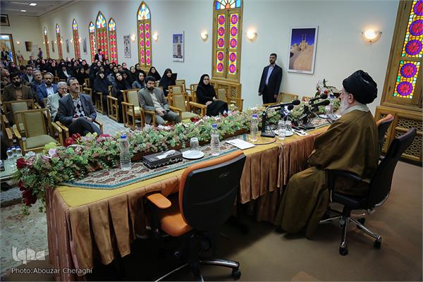 برگزاری همایش بازخوانی تأثیر حکمت ایرانی بر فلسفه ابن‌سینا در تهران