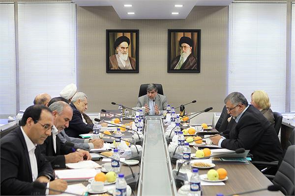 نشست سالانه هیئت امنای بنیاد بوعلی‌سینا در دفتر وزیر فرهنگ و ارشاد اسلامی برگزار شد