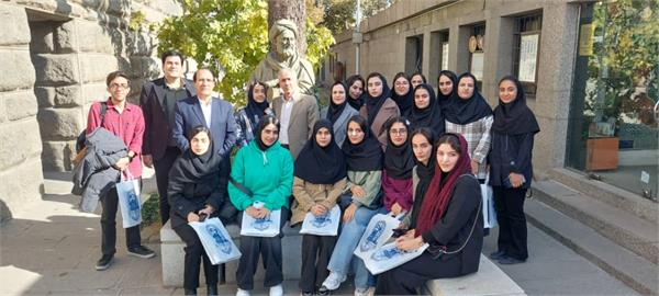 ادای احترام‌ انجمن کتابداران علوم پزشکی به بوعلی در هفته کتاب