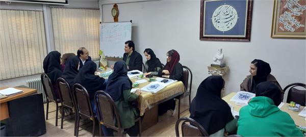 ادای احترام‌ انجمن کتابداران علوم پزشکی به بوعلی در هفته کتاب