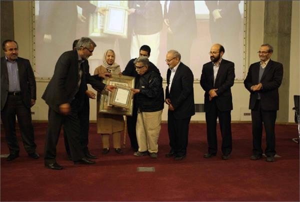 رونمایی از تندیس استاد انوار، بوعلی‌شناس نامدار